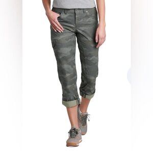Kuhl Freeflex Roll-Up Camouflage Pants Women's Size 12